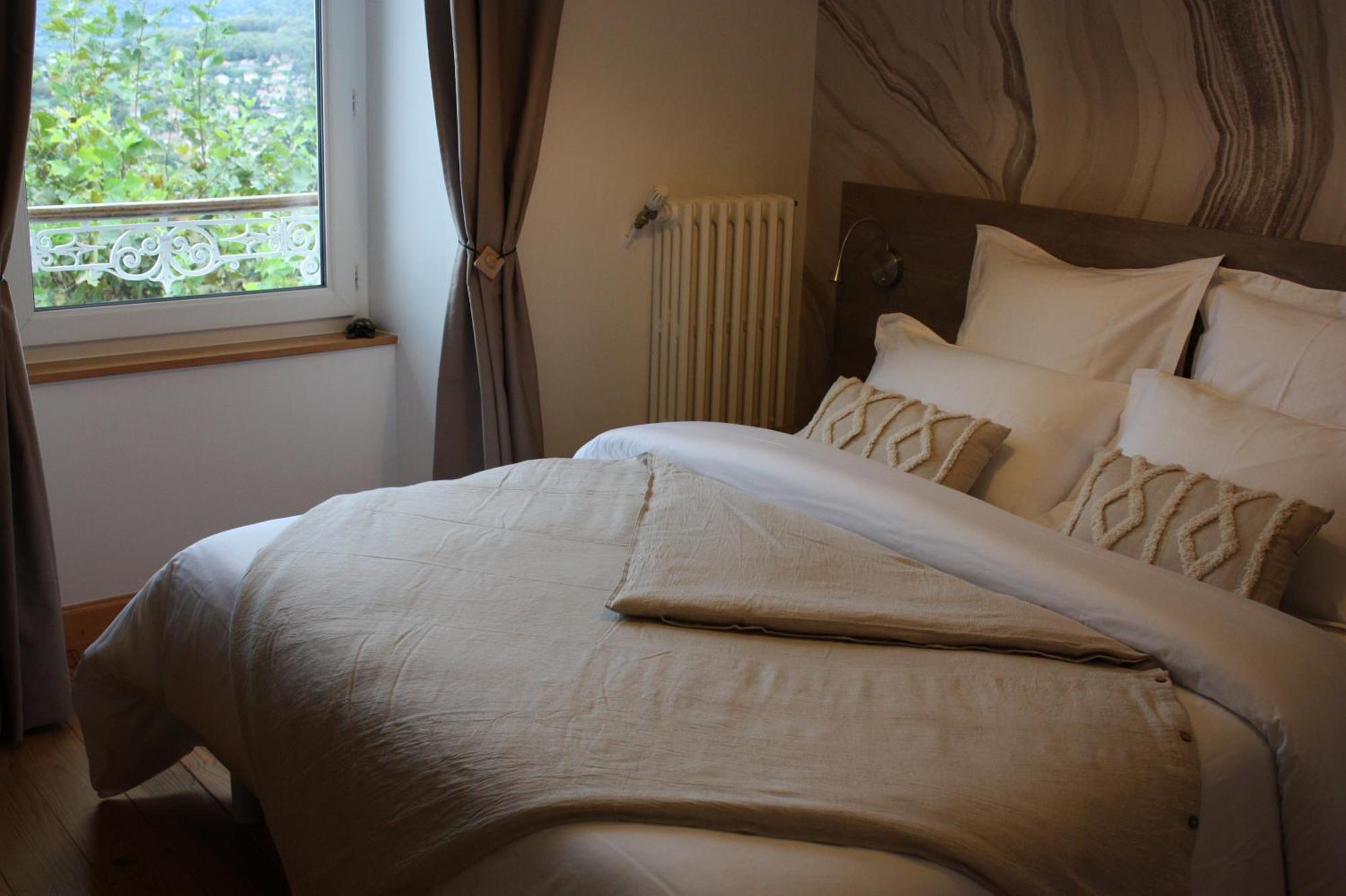 Hotel L'Escale De Beauregard Coublevie Zewnętrze zdjęcie