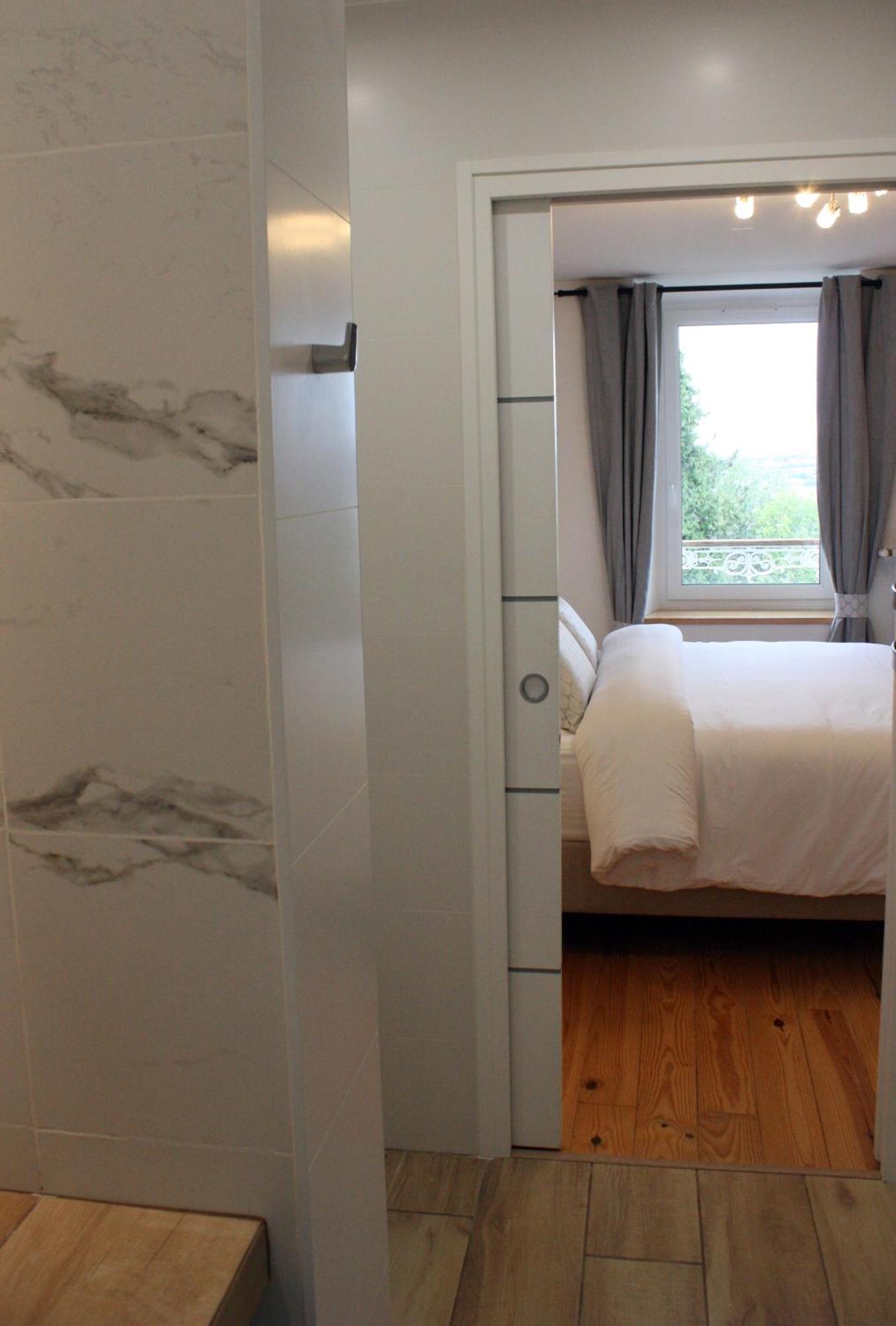Hotel L'Escale De Beauregard Coublevie Zewnętrze zdjęcie