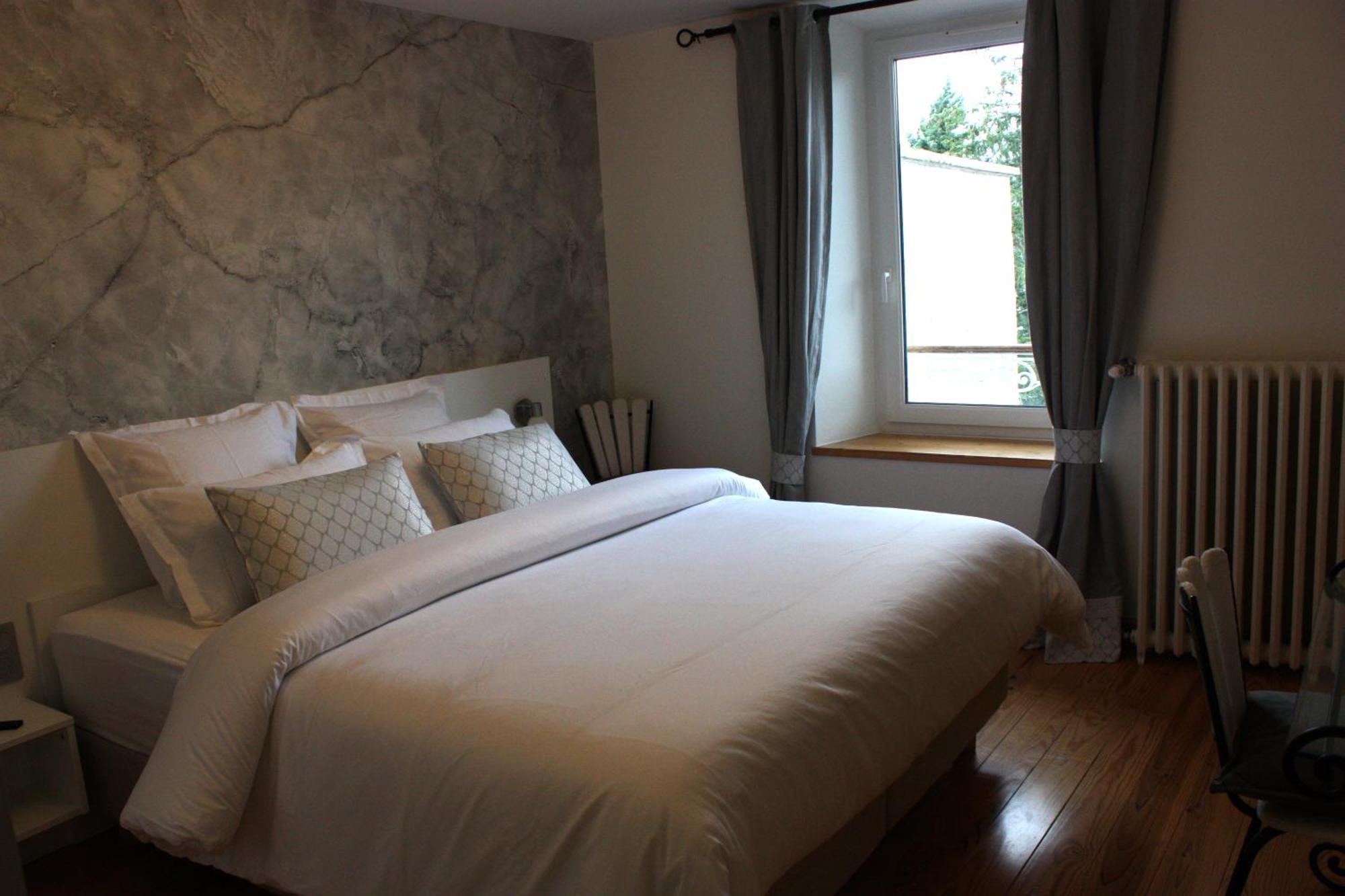 Hotel L'Escale De Beauregard Coublevie Zewnętrze zdjęcie